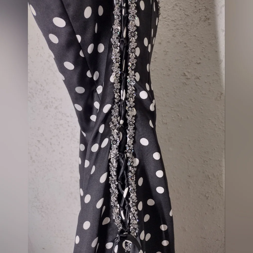 Formal Mori Lee dress by Madeline Gardener - Picture 4 of 6